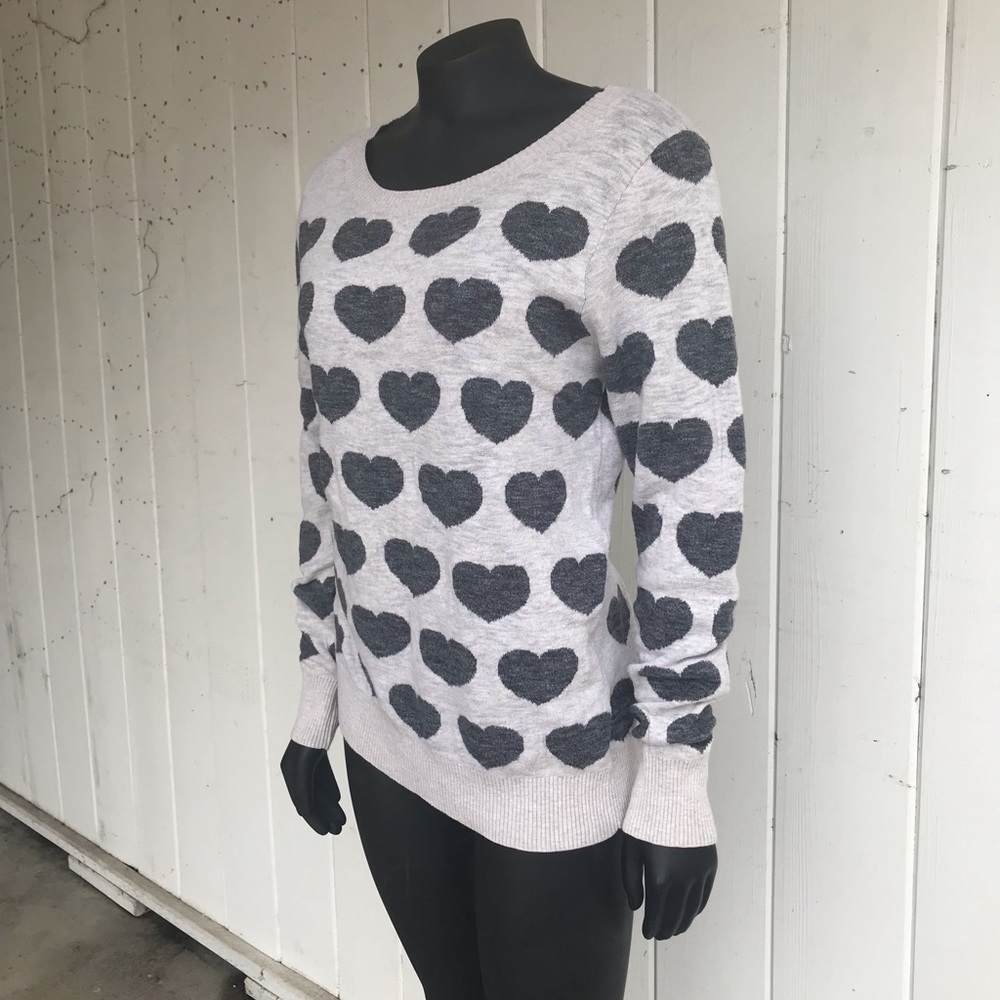 MOSSIMO - Heart Sweater